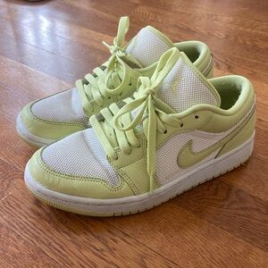 limelight Jordan 1 Low sneakers